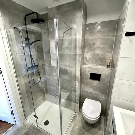 Attic Jezyce Apartman Poznań